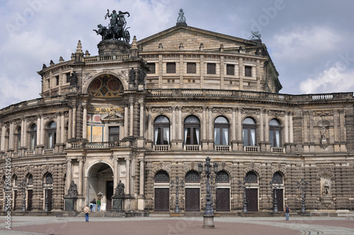 dresda, edificio della semperoper