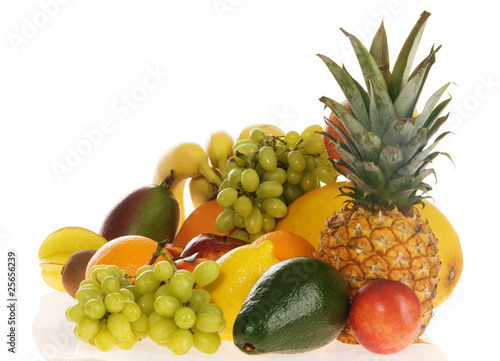 Fototapeta Naklejka Na Ścianę i Meble -  Fruit plenty