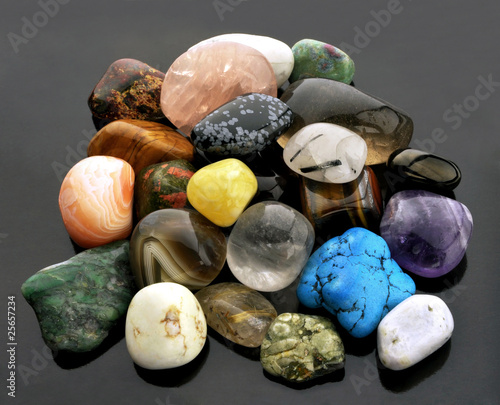Fényképezés Collection of semi-precious gemstones