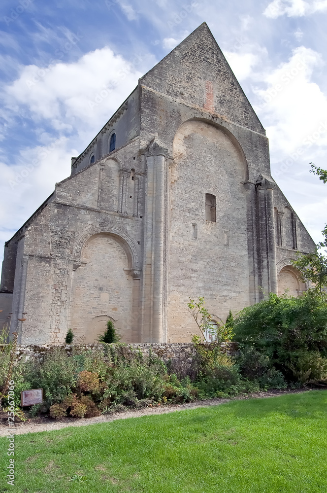 Eglise prieurale - Saint-Gabriel-Brécy