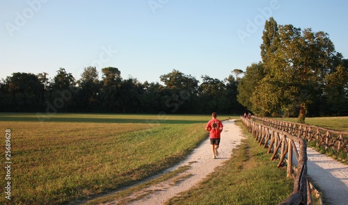 Jogging ad Abbadia di Fiastra photo