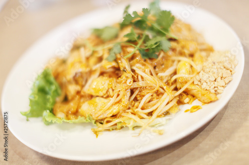 Chicken Pad Thai noodles