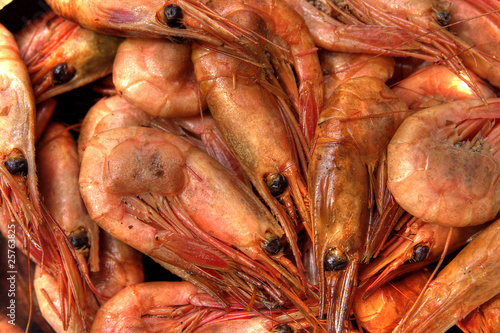 Smoked shrimps