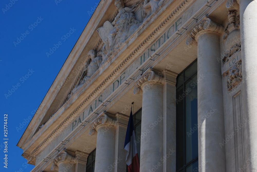 Obraz premium palais de justice