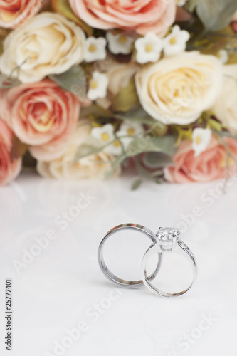 diamond ring for wedding day