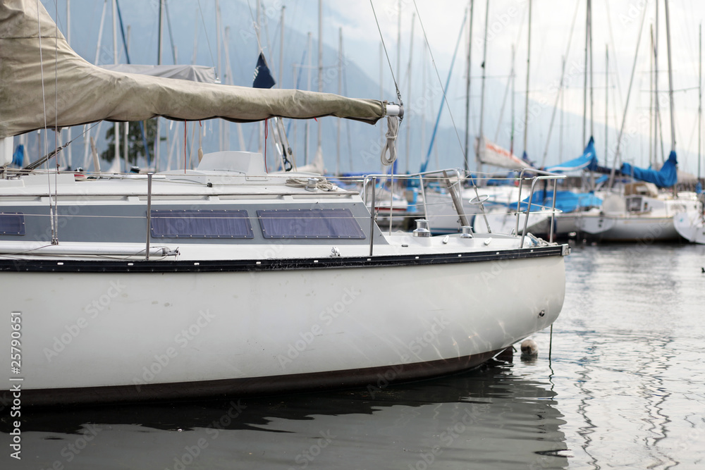 Fototapeta premium Yacht im Hafen