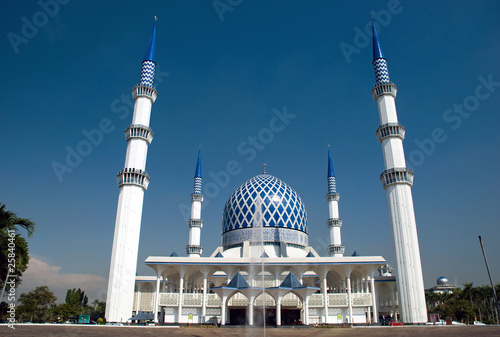 Tableau sur toile Blue Mosque in Shah Alam,Malaysia