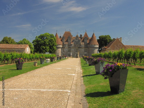 Château de Monbazillac ; Vallée de la Dordogne, Aquitaine #25867493