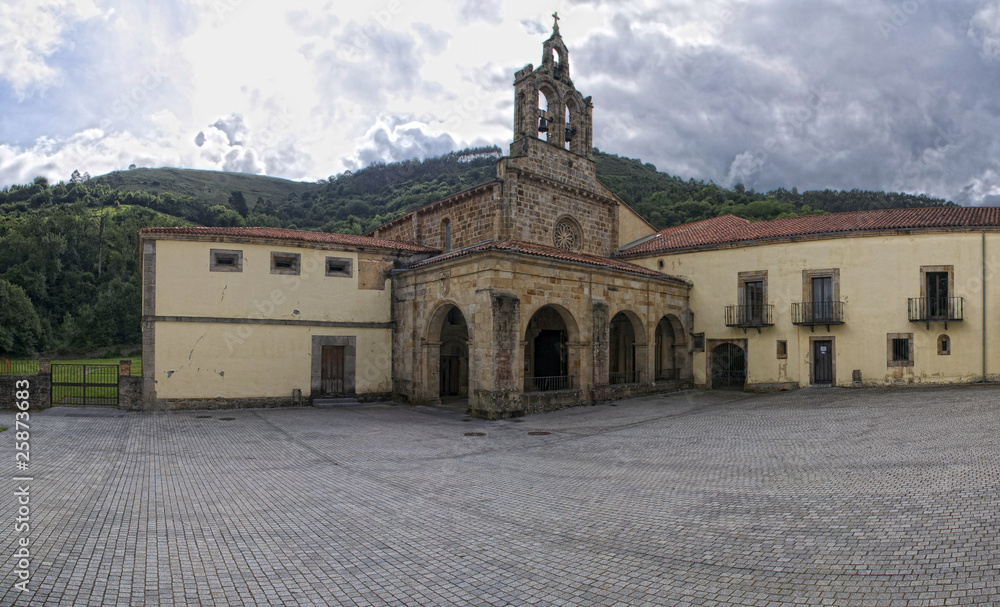 Monasterio de Valdedios en Villaviciosa.