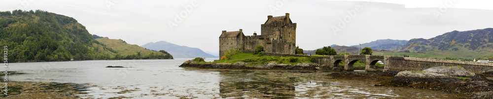 eilean donan castle highlands of scotland