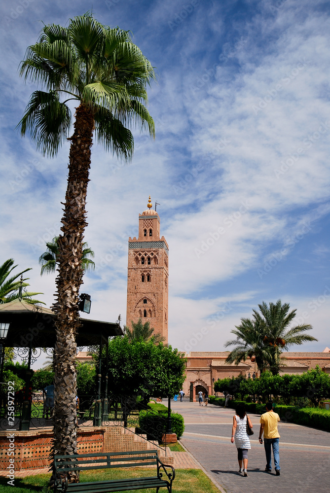 Fototapeta premium Promenade à la Koutoubia