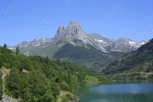 Fotografie, Obraz Embalse de Lanuza, Pirineos