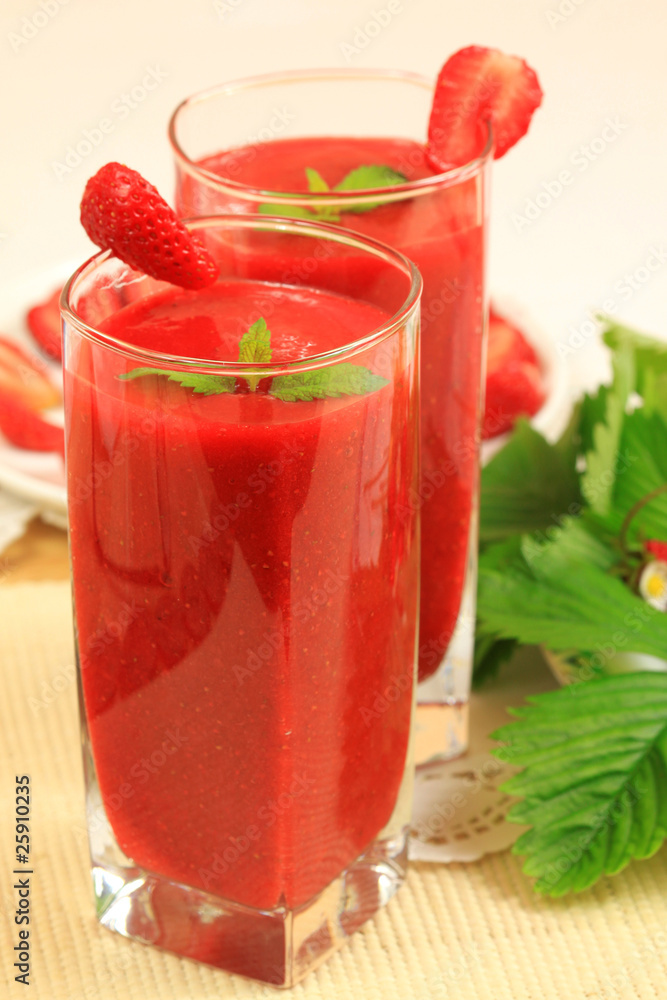 Strawberry smoothie Strawberry smoothie