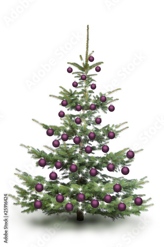 Weihnachtsbaum mit violetten Kugeln