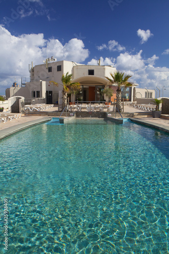 piscina sul terrazzo