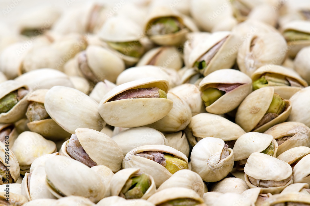 pistachios pistachios