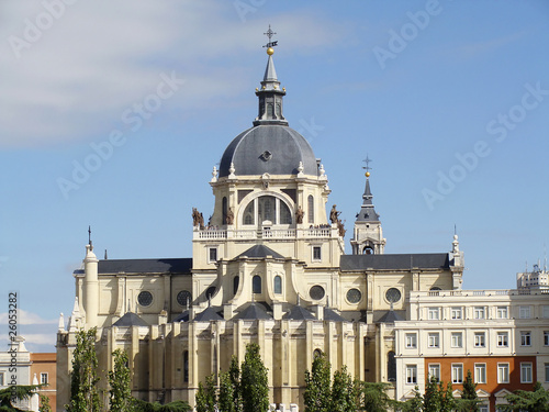 Abside de la catedral de la Almudena Madrid