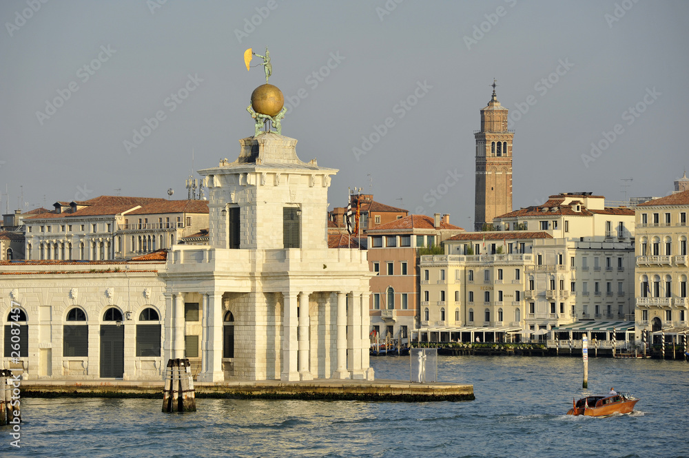 Fototapeta premium pointe de la douane