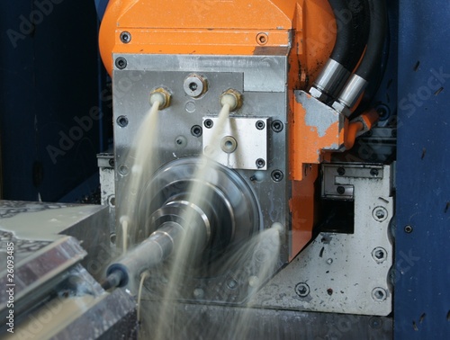 Fräsmaschine im Werkzeugbau - Nahaufnahme