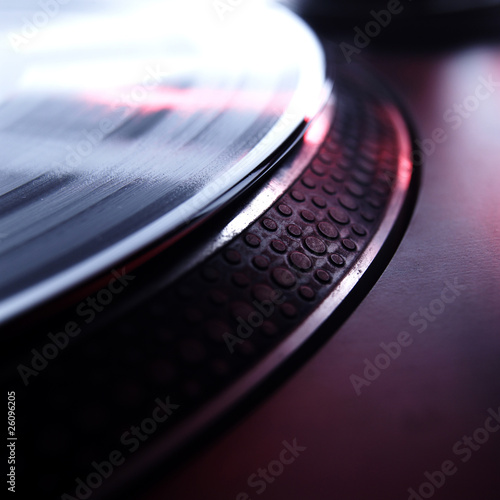 Vinyl player