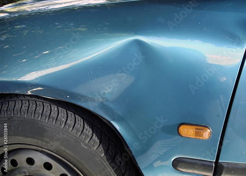 Blechschaden  #041001-001