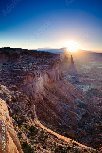 Sunrise at Mesa Arch in Canyonlands