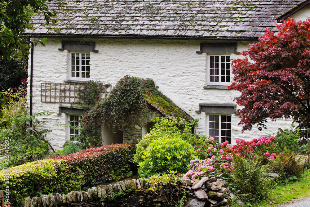 Traditional English Rural Cottage in early Aurumn