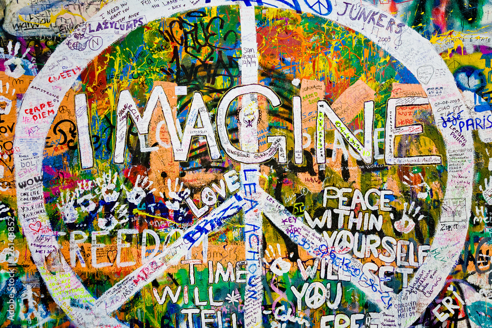 Obraz premium Ściana Johna Lennona (Praga) - symbol pokoju (Toma 3)