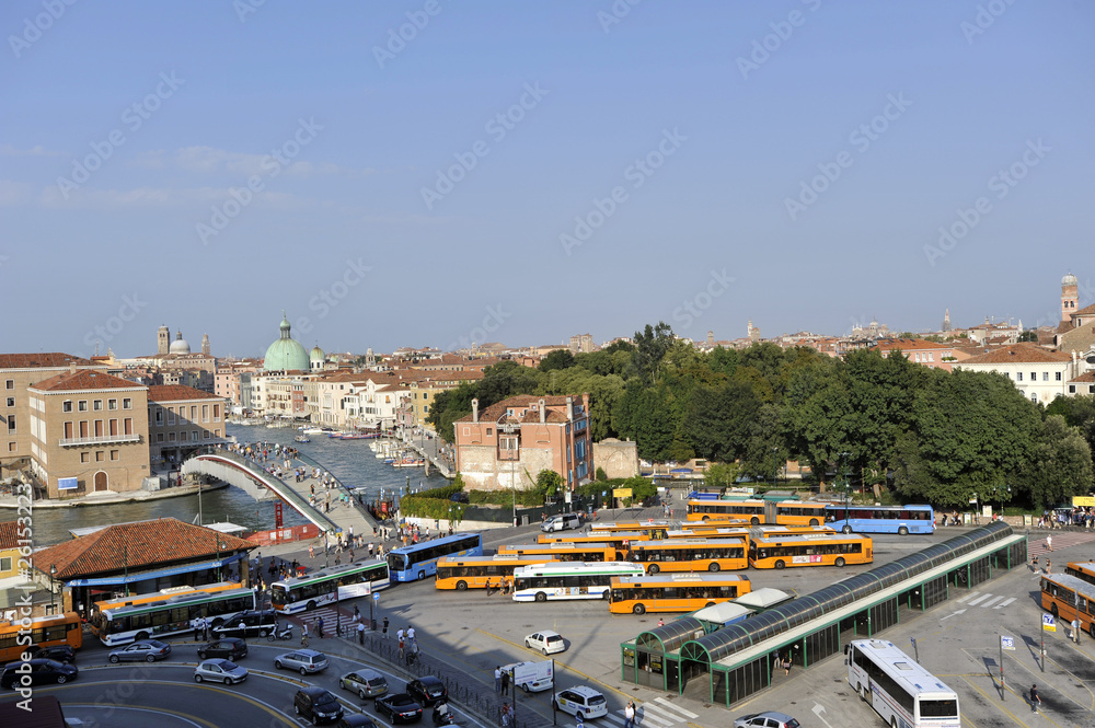 Obraz premium station de bus a venise