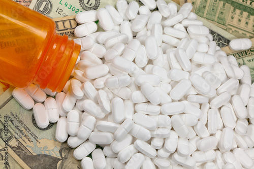 Painkiller, prescription drugs, money