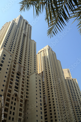 Residential complex in Dubai, United Arab Emirates © Akhilesh Sharma