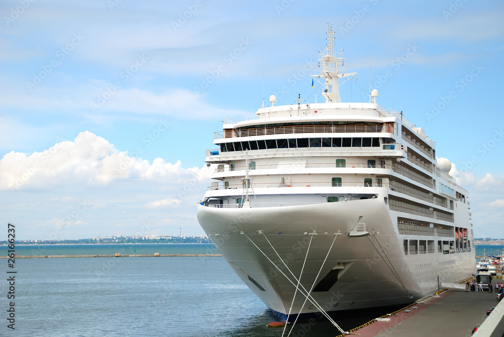 Naklejka premium The passenger ship is moored in port