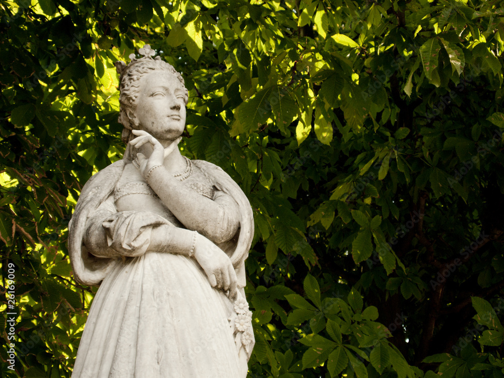 Statue, Jardin du Luxembourg, Paris, France