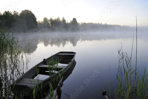 Fotografie August morning lake