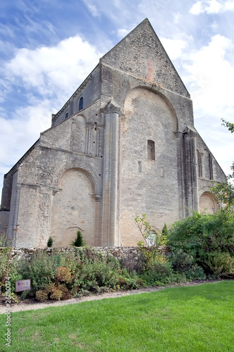 Eglise prieurale - Saint-Gabriel-Brécy © Olivier Rault
