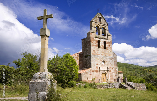 Iglesia de San Andrés de Valdelomar photo