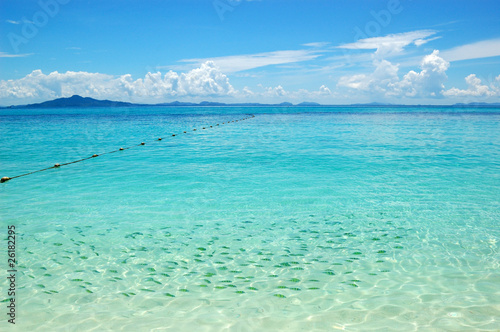 Fototapeta Naklejka Na Ścianę i Meble -  Clear turquoise water of Indian Ocean near Phi Phi island, Thail