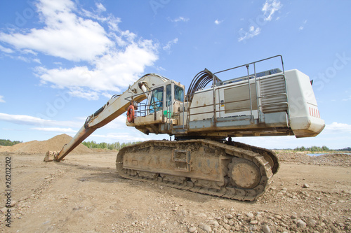 pelleteuse geante de chantier