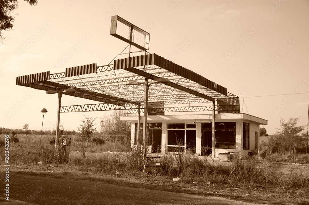 Fototapeta premium Abandoned gas station