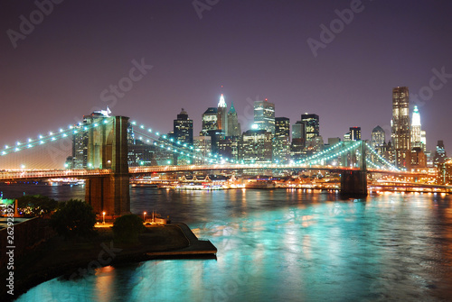 New York City Skyline at night © rabbit75_fot