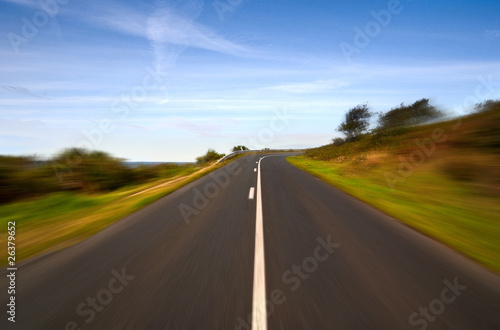 Speed on the road on the cliff - right turning