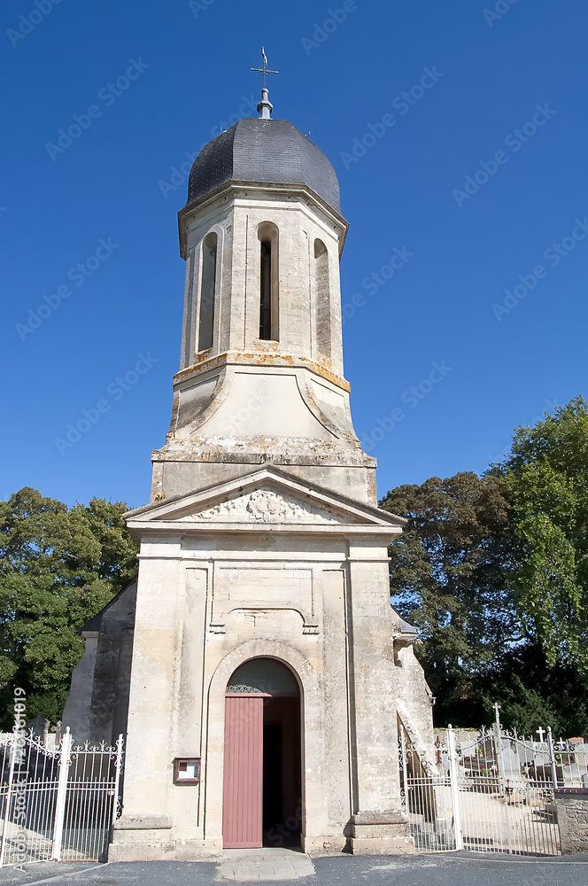 Eglise romane - Maisons - Calvados