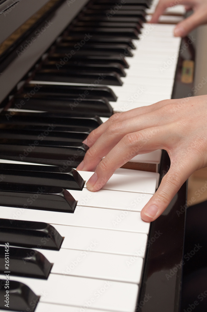 Fototapeta premium ピアノ演奏