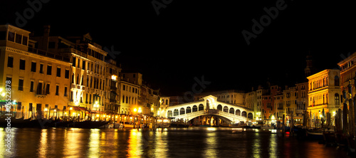 Rialto bridge in Venice, Italy
