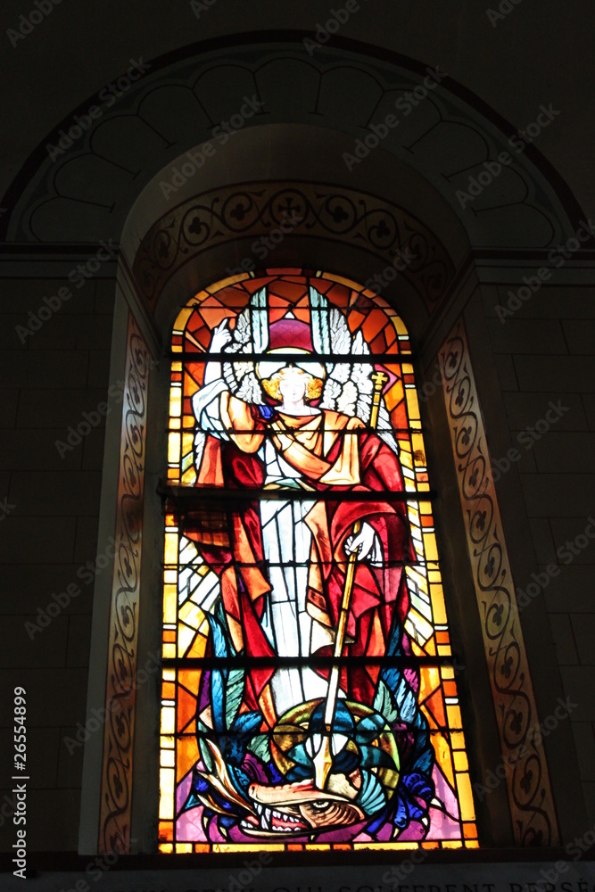 Vitrail de l'église Saint Pierre de Montrouge à Paris