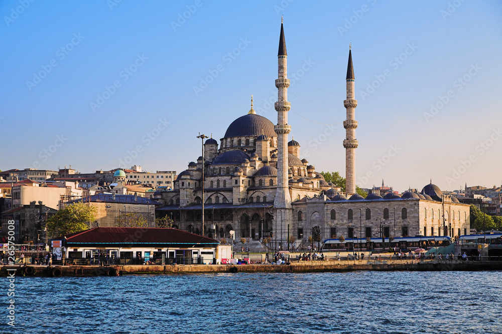 The Yeni Mosque in Istanbul, Turkey