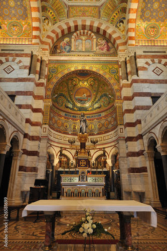 Notre dame de la grade altar