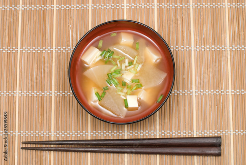 大根と豆腐の味噌汁 photo