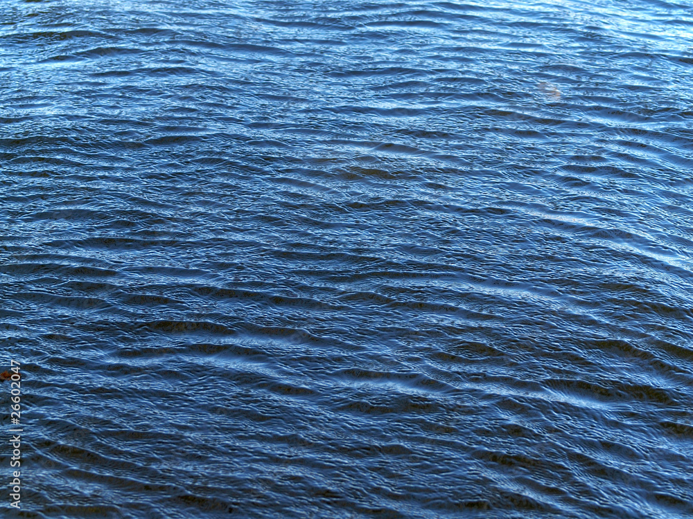 Blaue Wasseroberfläche Blaue Wasseroberfläche