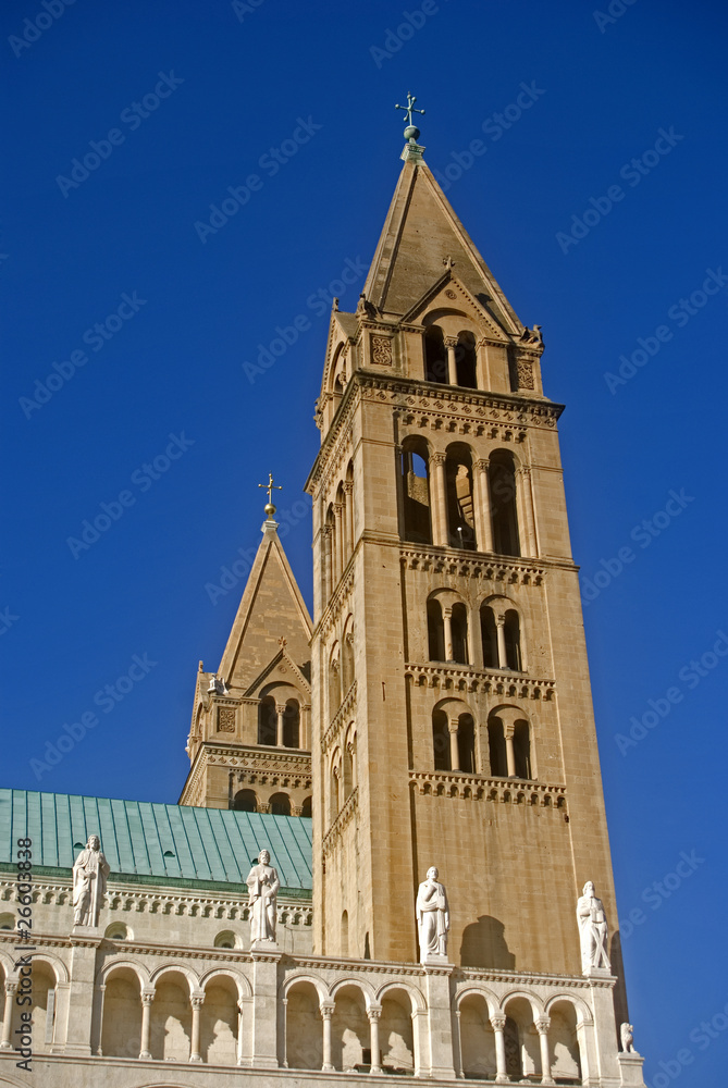 Obraz premium Cathedral, Pecs, Hungary